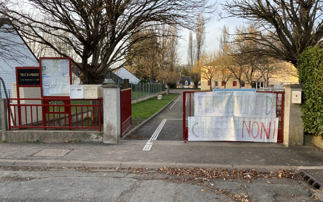 Notre action contre la fermeture d’une classe de l’école élémentaire George Sand d’Amboise / 11 février 2022